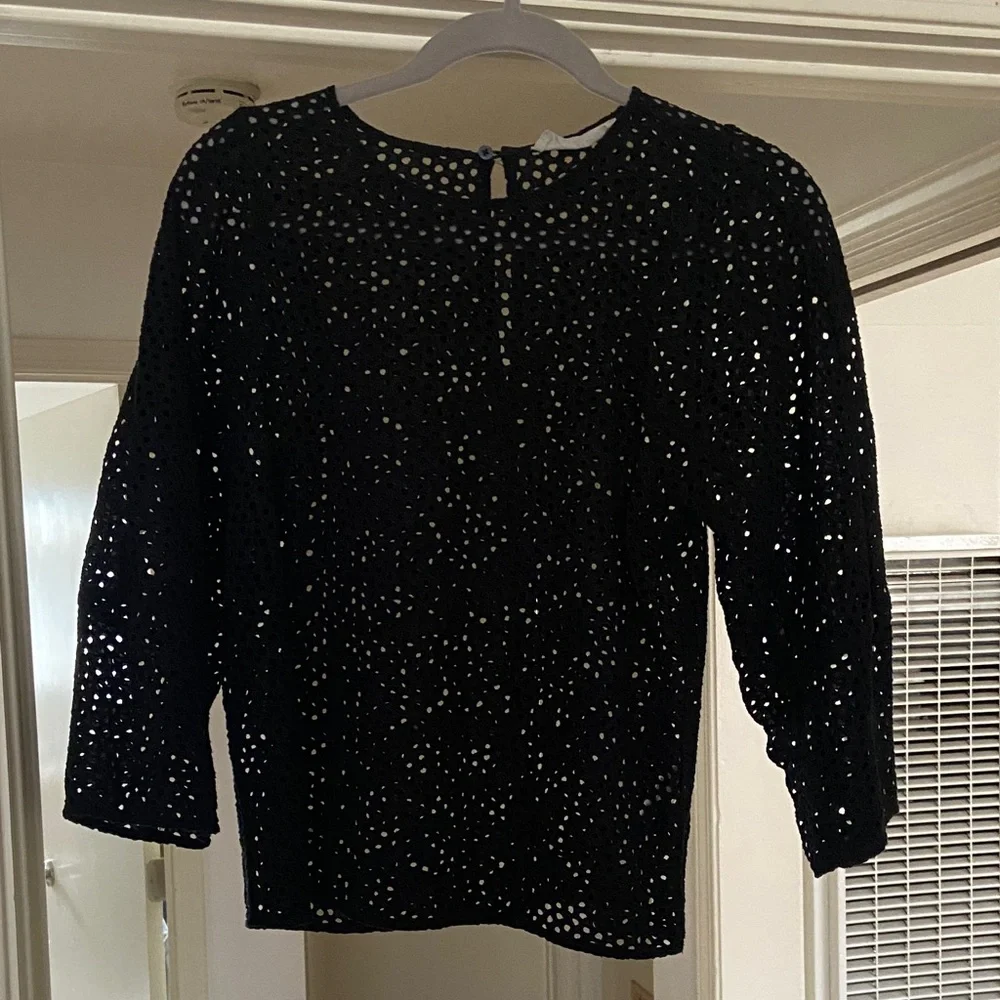 Everlane Eyelet Lantern Top | xs